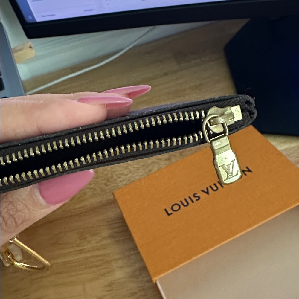 Louis Vuitton Brown Monogram Key Holder - Picture 5 of 6